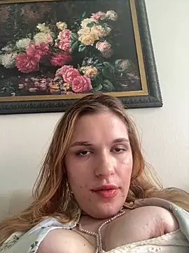 cherrypie2929 online show from July 12, 2:30 pm