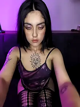 Mazikeen-- online show from December 18, 11:33 pm