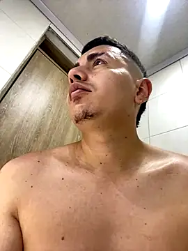 DanielGomez9 online show from December 2, 2:42 am