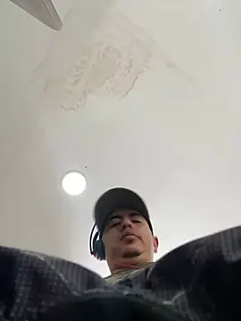 DanielGomez9 online show from January 20, 4:23 pm