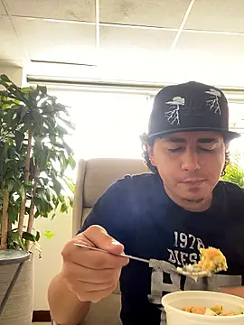 DanielGomez9 online show from September 23, 5:16 pm