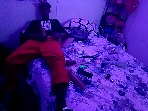 Puffgettingstuffed online show from March 4, 1:39 pm