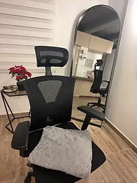 Snapshot of Eva_Gonzalez chatting on January 18, 2:03 am Eva Gonzalez online show from January 18, 2:03 am