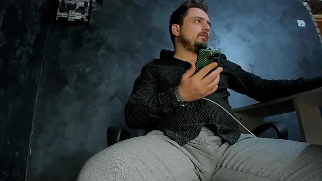 Master Mark Wayne online show from February 15, 10:39 pm