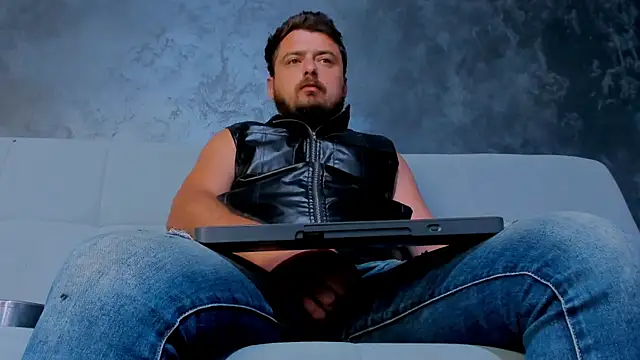 Snapshot of Master_Mark_Wayne chatting on July 10, 4:39 am Master Mark Wayne online show from July 10, 4:39 am