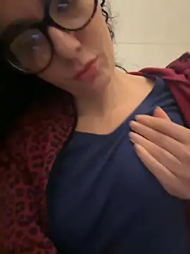 Snapshot of Strawberry_queen91 chatting on November 28, 5:26 pm Strawberry queen91 online show from November 28, 5:26 pm