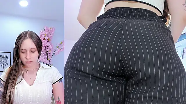 Snapshot of Siouxsie_cenobite chatting on December 14, 11:15 am Siouxsie cenobite online show from December 14, 11:15 am