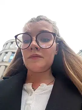 Holy Tereza online show from March 8, 2:40 pm