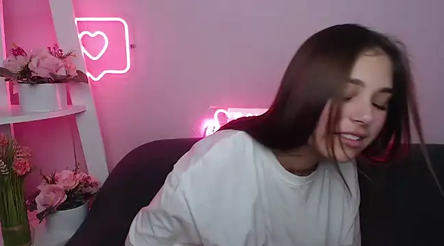 MilanaAngelAs online show from January 11, 10:51 am