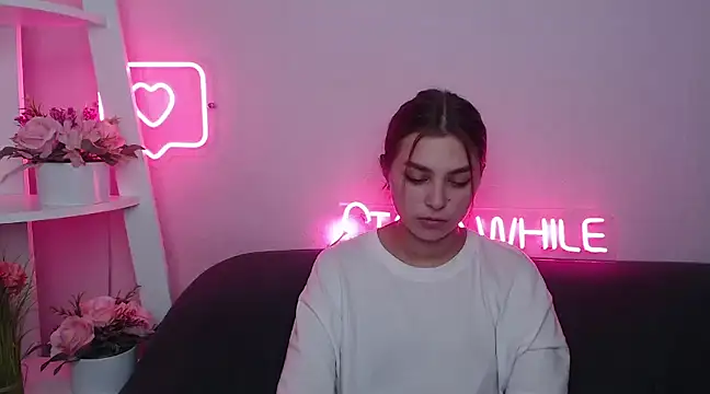 MilanaAngelAs online show from January 17, 10:55 am