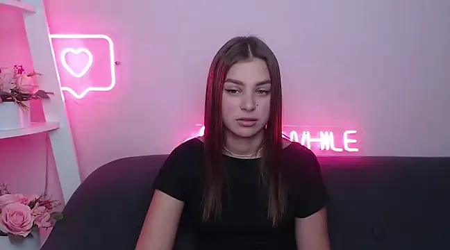 Snapshot of MilanaAngelAs chatting on February 28, 10:52 am MilanaAngelAs online show from February 28, 10:52 am