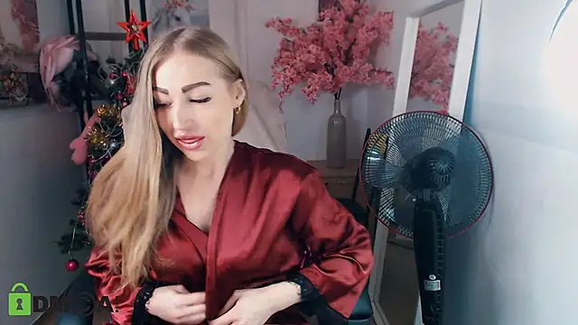  KittyBoo online show from December 11, 8:36 am