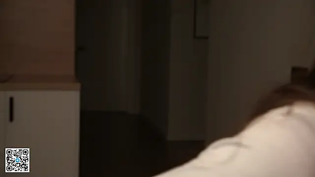 CarmenMoore26 online show from March 24, 8:14 pm