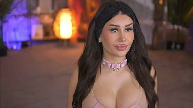 EvaZane online show from February 5, 1:54 pm