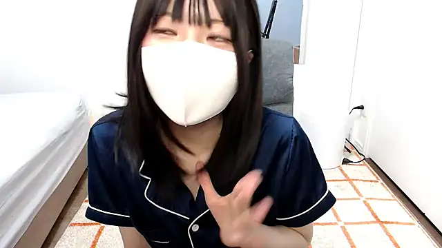 Snapshot of _mi_tsu_ki_ chatting on December 22, 4:39 am mi tsu ki online show from December 22, 4:39 am