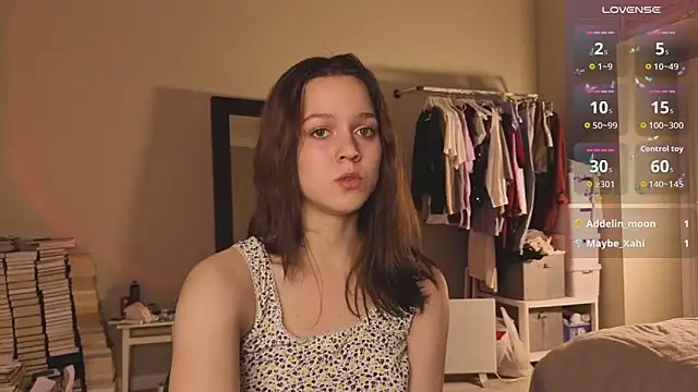 Addelin Moon online show from November 22, 7:24 pm