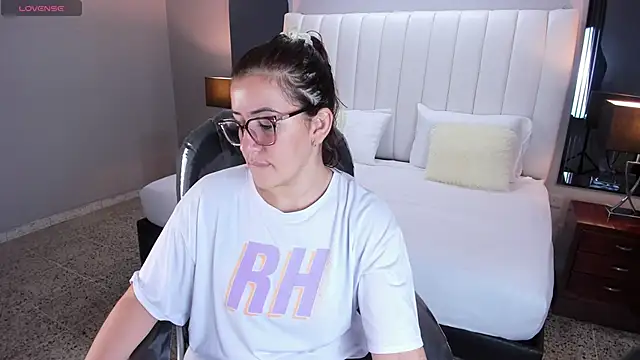 vanity sex online show from September 11, 11:32 am