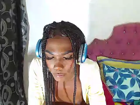 Snapshot of KandyHot_ chatting on February 27, 1:38 am KandyHot online show from February 27, 1:38 am