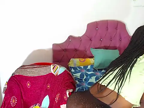 Snapshot of KandyHot_ chatting on March 2, 4:53 pm KandyHot online show from March 2, 4:53 pm