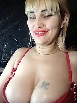 Snapshot of Freya_Milf chatting on February 24, 6:15 pm Freya Milf online show from February 24, 6:15 pm