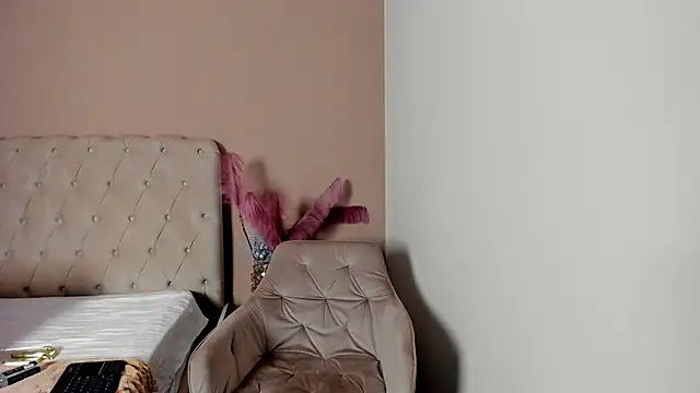 Project-Raven online show from December 14, 2:44 pm