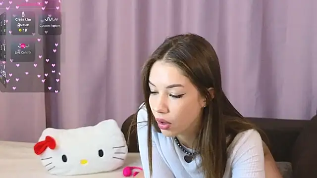 Snapshot of ellie_kramer chatting on September 19, 7:58 pm ellie kramer online show from September 19, 7:58 pm