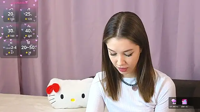 Snapshot of ellie_kramer chatting on October 13, 7:14 pm ellie kramer online show from October 13, 7:14 pm