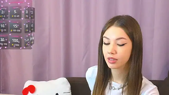 Snapshot of ellie_kramer chatting on November 30, 8:46 pm ellie kramer online show from November 30, 8:46 pm