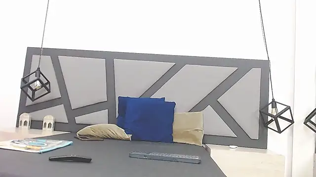 Snapshot of chanel_grant chatting on October 29, 8:54 pm chanel grant online show from October 29, 8:54 pm