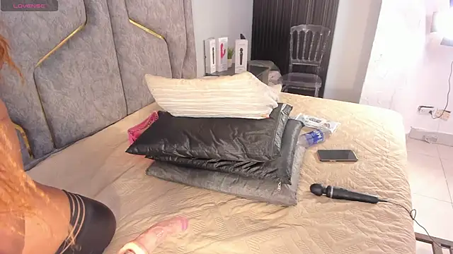 Katejordan online show from January 29, 3:54 am