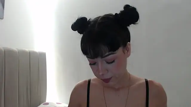 Snapshot of Caribbean_beauty_ chatting on October 4, 6:50 pm Caribbean beauty  online show from October 4, 6:50 pm