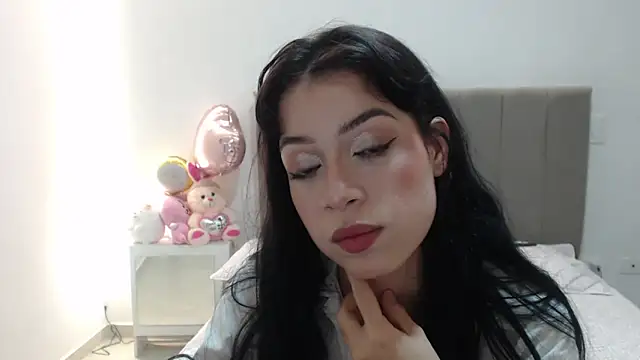 Snapshot of Caribbean_beauty_ chatting on October 23, 1:49 am Caribbean beauty  online show from October 23, 1:49 am