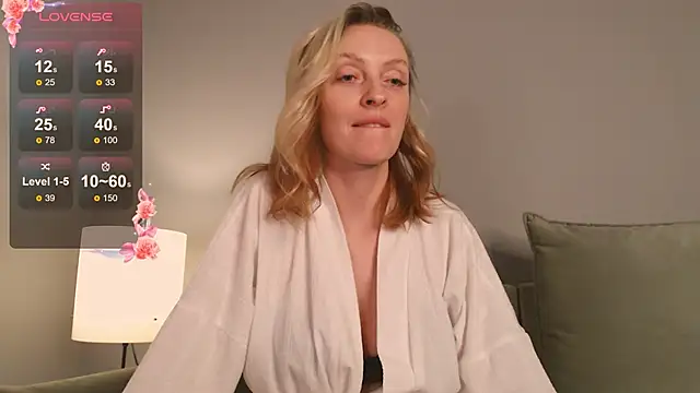 Snapshot of sexuallycorrecte chatting on January 12, 6:16 pm sexuallycorrecte online show from January 12, 6:16 pm