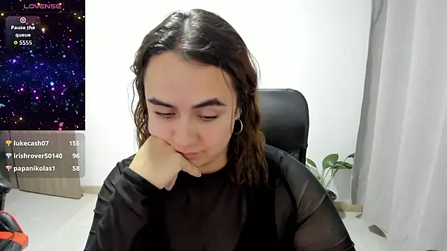 Snapshot of maryluna95 chatting on July 18, 12:26 am maryluna95 online show from July 18, 12:26 am