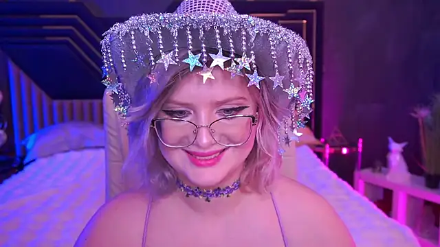 Snapshot of CoolTatis chatting on December 21, 7:26 am CoolTatis online show from December 21, 7:26 am