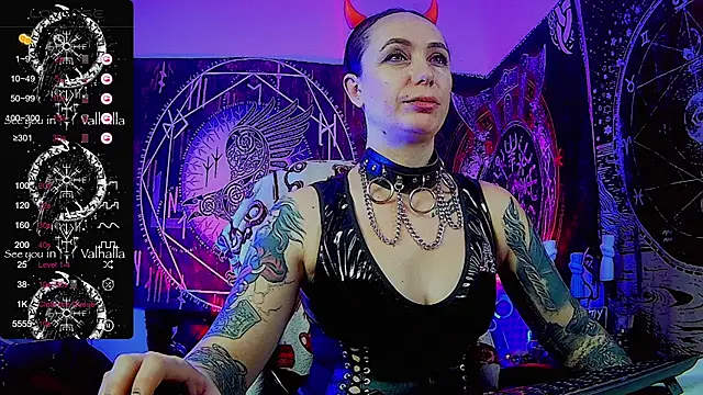 miss jenna lovee online show from December 10, 8:40 am