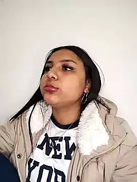 Alix sweet22 online show from December 13, 8:58 pm