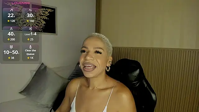 summer night  online show from April 8, 11:32 am