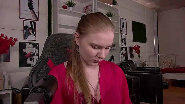 ValerieViolette online show from February 27, 12:34 pm