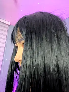 Snapshot of sharon_leone26 chatting on December 2, 4:51 am sharon leone26 online show from December 2, 4:51 am