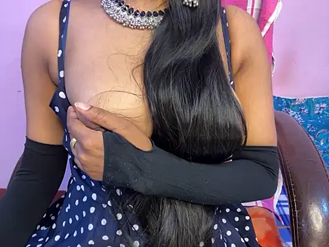 Snapshot of roshni-5 chatting on March 5, 11:16 pm roshni-5 online show from March 5, 11:16 pm