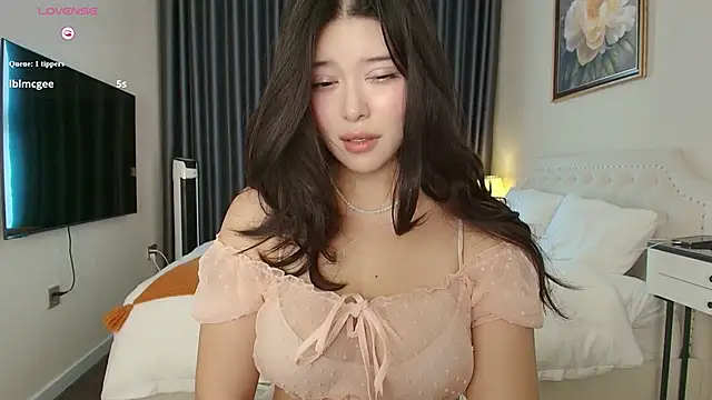 tenderlybaee online show from February 27, 3:50 am