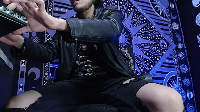 Dicaprioo  online show from February 15, 4:01 pm