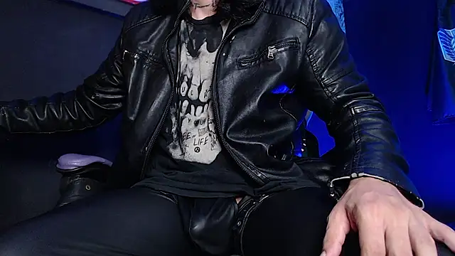 Dicaprioo  online show from February 10, 7:01 am