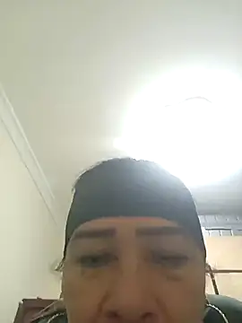 Snapshot of LITLESTAR chatting on November 21, 9:46 pm LITLESTAR online show from November 21, 9:46 pm