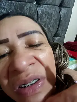 Snapshot of LITLESTAR chatting on November 26, 2:12 am LITLESTAR online show from November 26, 2:12 am