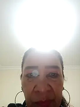 Snapshot of LITLESTAR chatting on December 4, 3:54 pm LITLESTAR online show from December 4, 3:54 pm