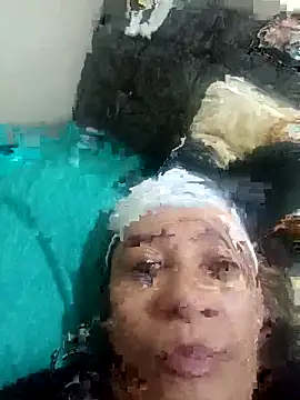 Snapshot of LITLESTAR chatting on December 16, 3:11 am LITLESTAR online show from December 16, 3:11 am