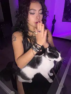  Gothiccbitch  online show from February 25, 5:39 am