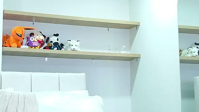 PalmerBeaumont online show from March 1, 4:47 am